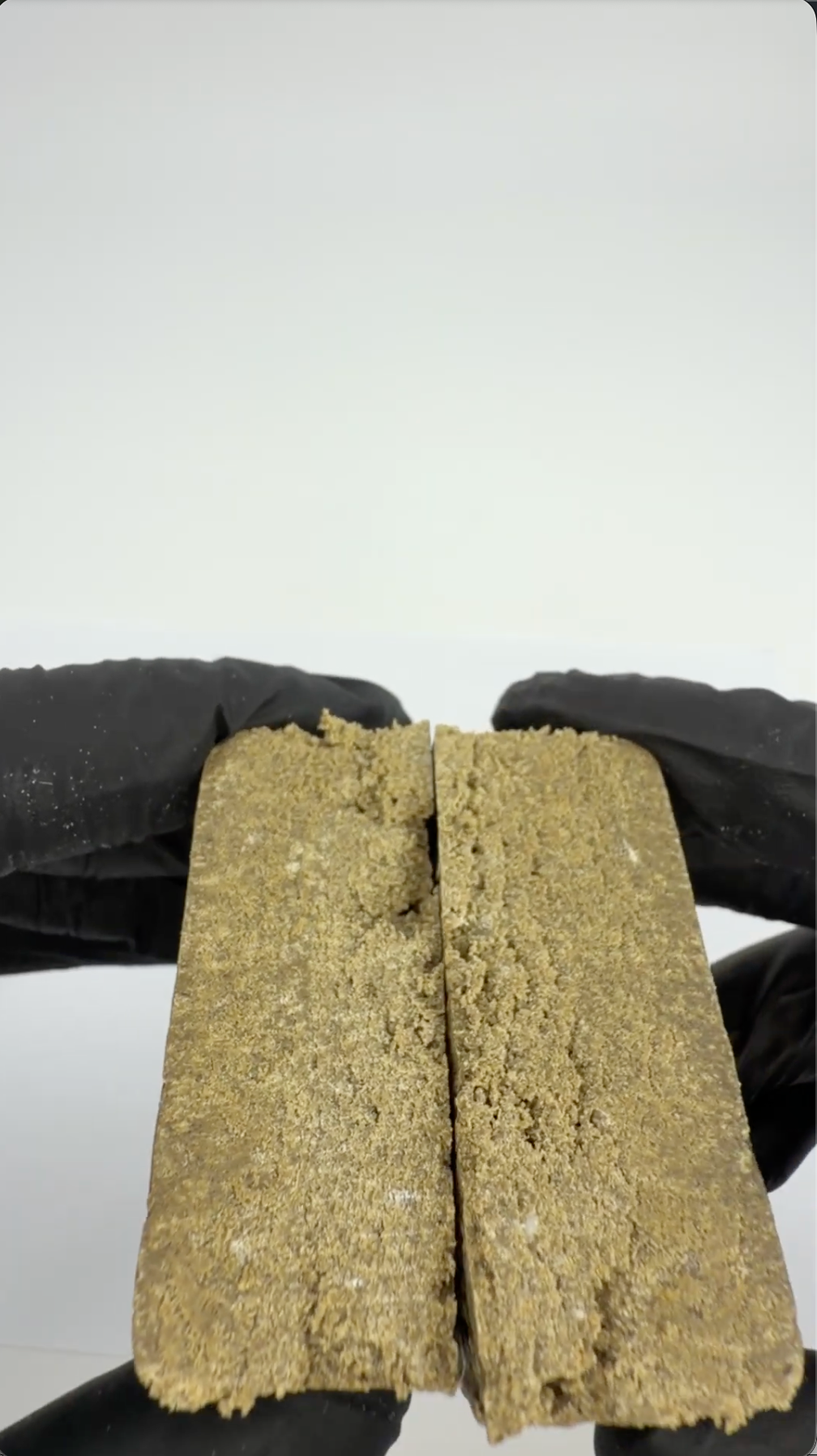 MOROCCAN DRY 60% THCA lösungsmittelfreier Trockensieb-Hash im wiederverwendbaren luftdichten geruchsdichten Glas, 3,5g, Rollz Germany