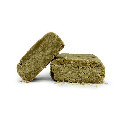 Nahaufnahme Static lösungsmittelfreier Hash, elektrostatisch gesiebt 45% THCA